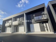 ギャラン中間ガレージD棟の外観画像