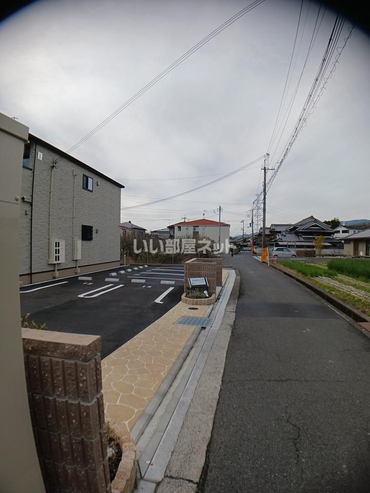 近くに施設あり