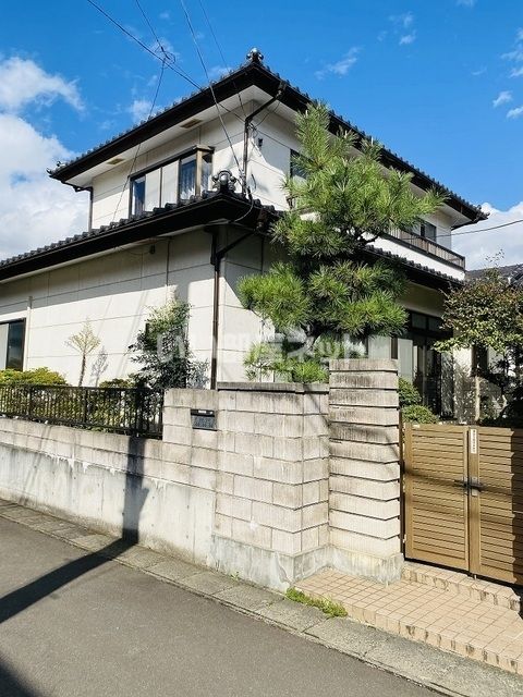 栗生4丁目貸家の外観画像