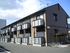 ハイツ定栄 E棟の外観画像