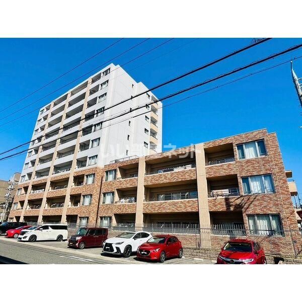 コルティーレマルフクの外観画像