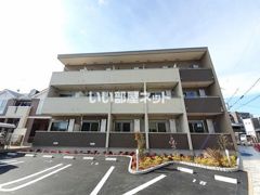 アドラブールの外観画像
