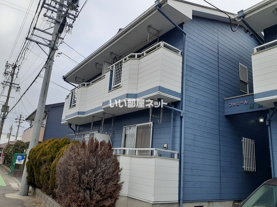 ファミールS西棟の外観画像