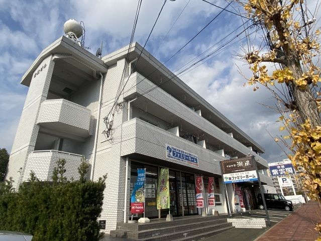 ヴィレッタ赤間駅前の外観画像