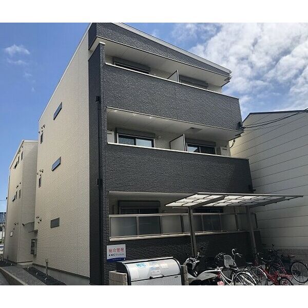 セレニティ田川北A棟の外観画像
