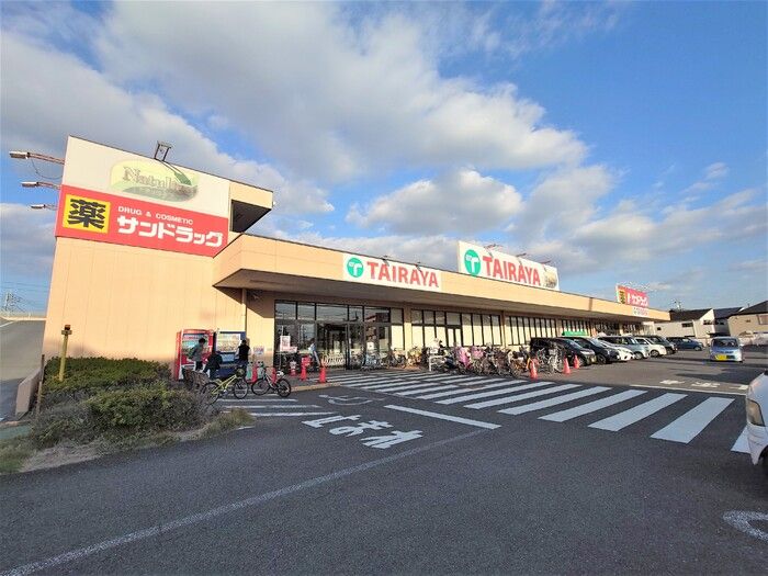近くに施設あり