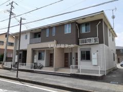 ラゲット・モンターニャ B棟の外観画像