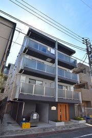 エムの外観画像