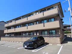 エトワール青山 C棟の外観画像
