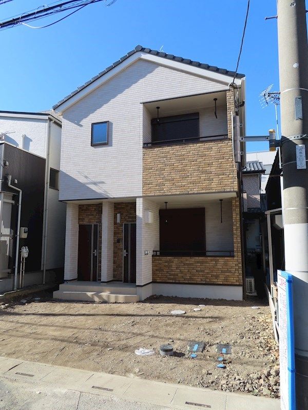 ゼニス 2階の外観画像