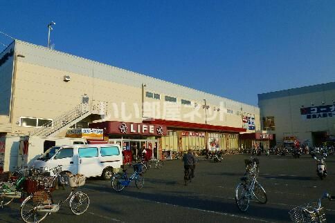 近くに施設あり