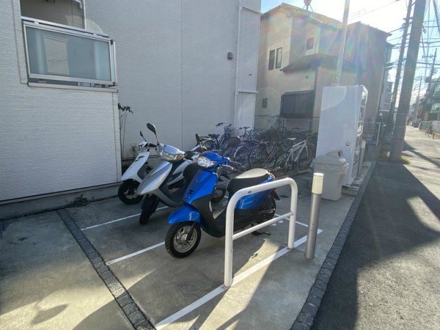 その他