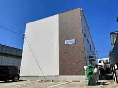 Re Aliceの外観画像