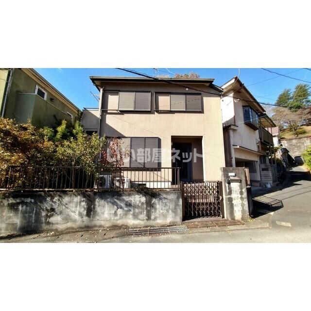 青梅駅より徒歩5分 築33年8ヶ月 2階建の賃貸物件