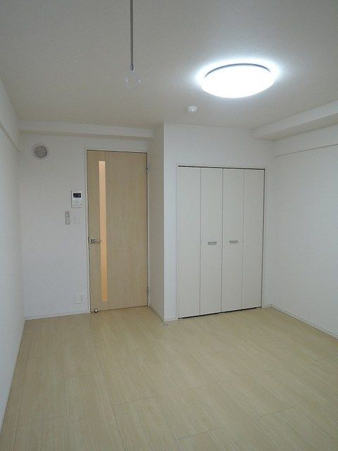 ベッドルーム