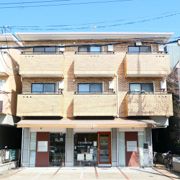 上野坂グランハイツAの外観画像