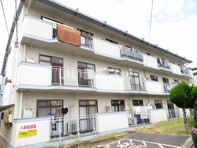 朋栄ハイツ2号館の外観画像