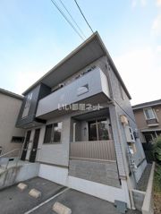 シャーメゾン エムの外観画像