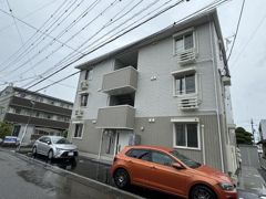 トリシア中御所の外観画像