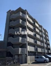 サントラップアベニューの外観画像