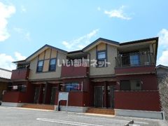 PineTreeBの外観画像