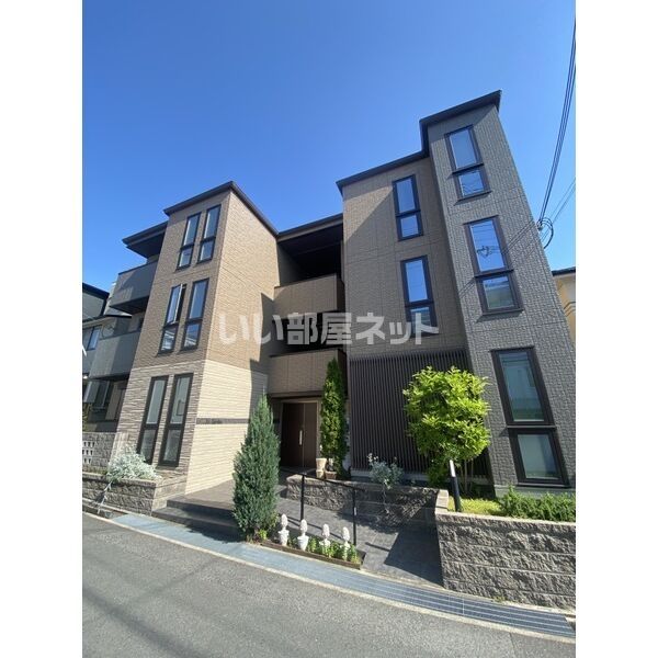 J’s Garden(ジェイズガーデン)の外観画像