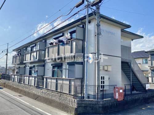 ハウス ウッドベルAの外観画像