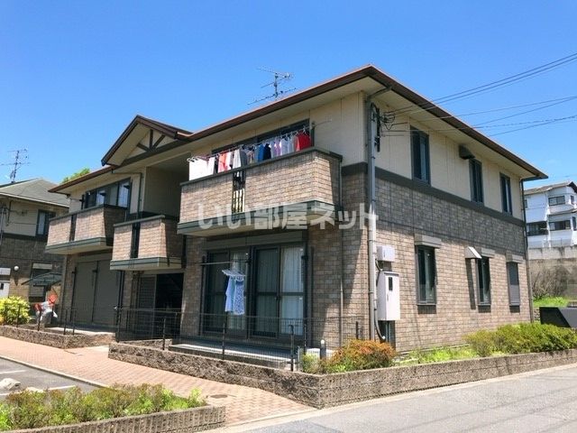 ガーデンパークA棟の外観画像