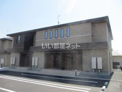 ファミーユⅡの外観画像