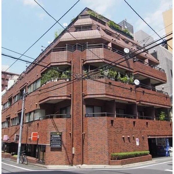 ロイヤルハイツ新宿御苑の外観画像