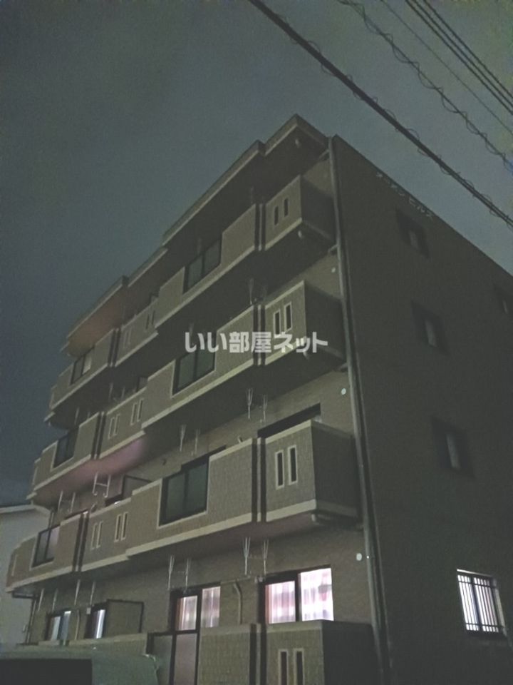 オーポン ヒルズの外観画像