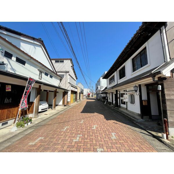 近くに施設あり