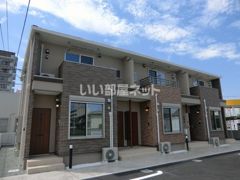 カーサ エレガンテの外観画像