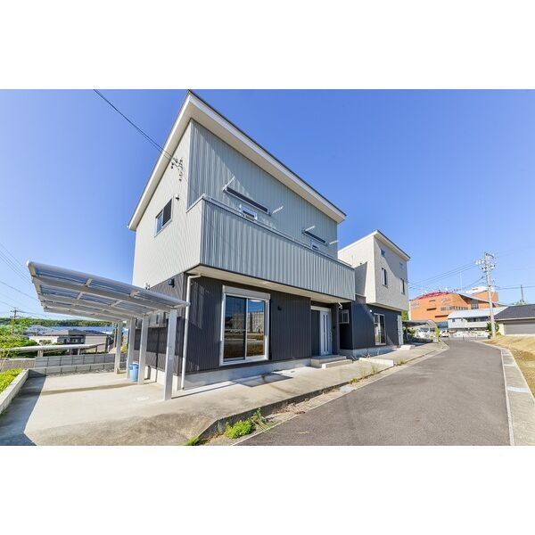 常滑市奥栄町 一戸建(店舗・事務所・SOHO可)P3台付の外観画像