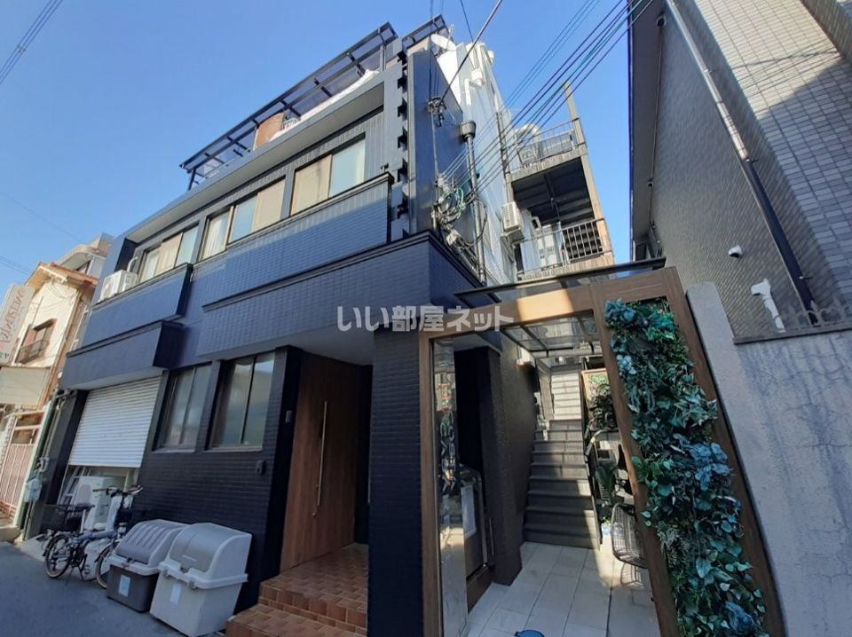 BLANCOSTA CASAREVEの外観画像