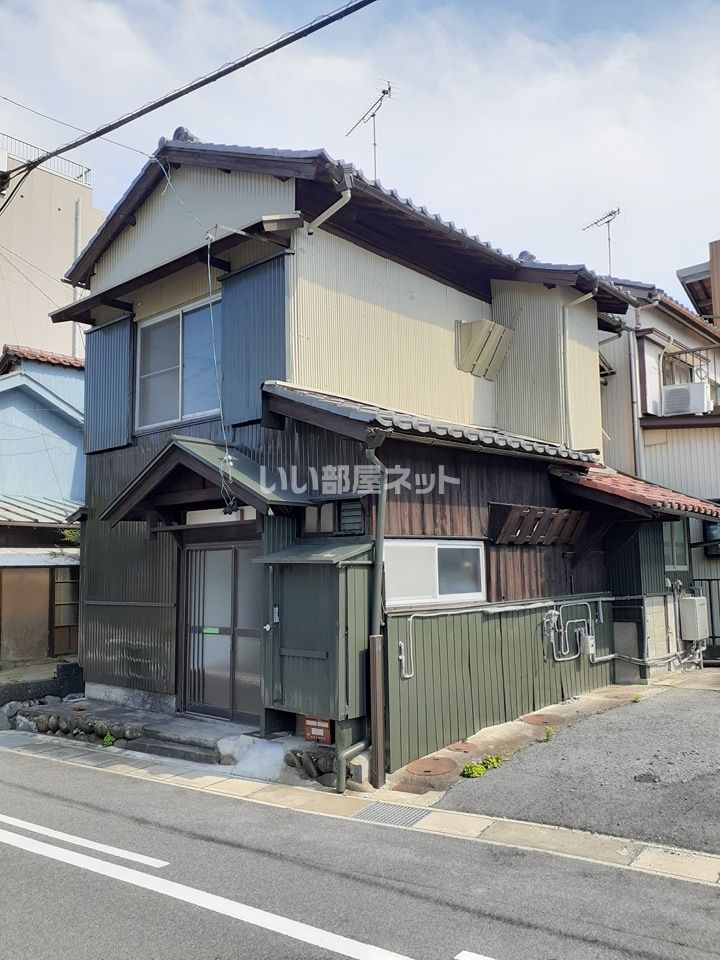 菱田貸家の外観画像