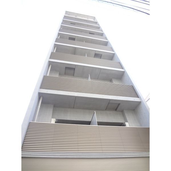 CRYSTAL(クリスタル)の外観画像