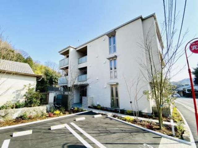 Refinad(レフィナード)の外観画像