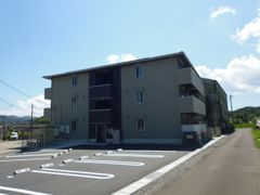 セレブ天草 A棟の外観画像