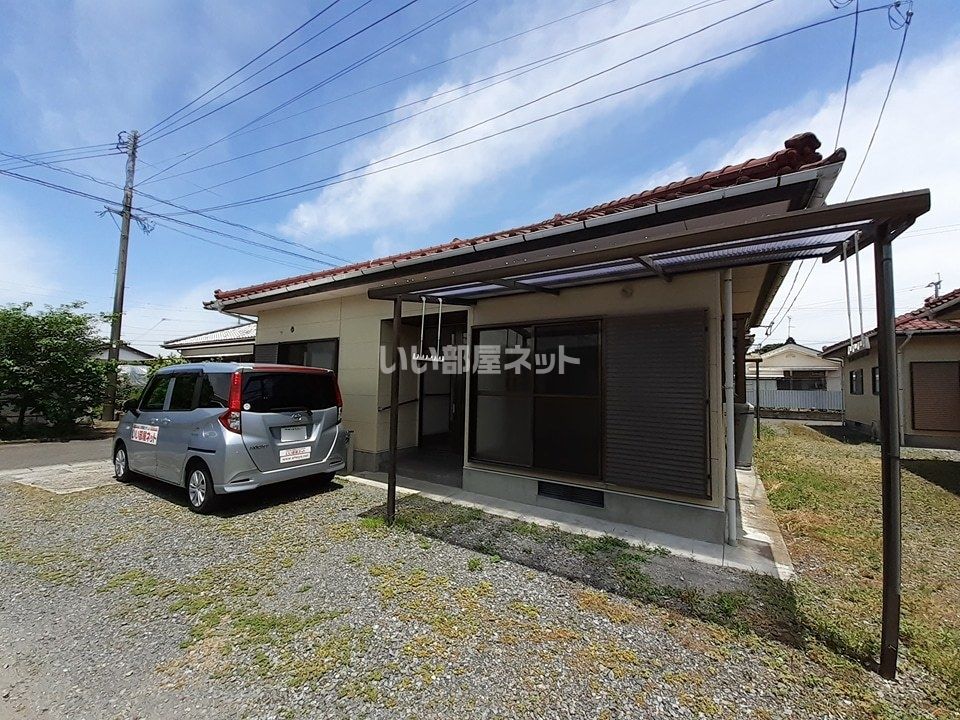 簑原貸家Aの外観画像