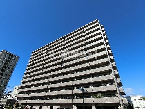 サーパスシティ木太2番館の外観画像