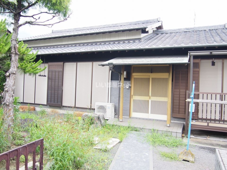 雁宿町三丁目戸建の外観画像