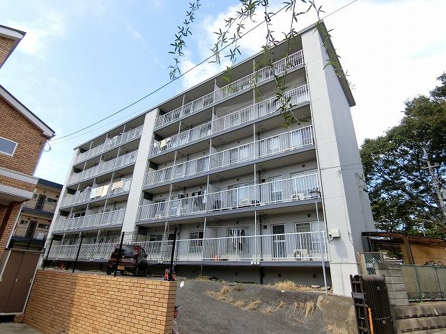 第2泉マンションの外観画像