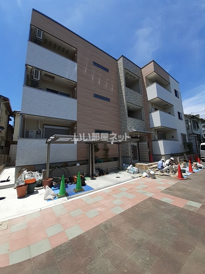 近くに施設あり