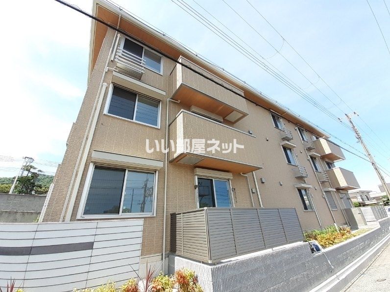 エレナ本山の外観画像