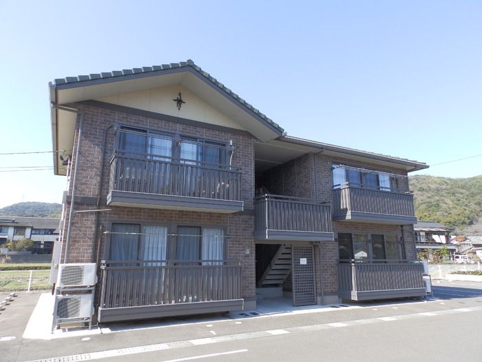 メゾンルージェ C棟の外観画像
