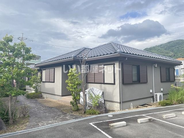 セットメゾン四条の外観画像