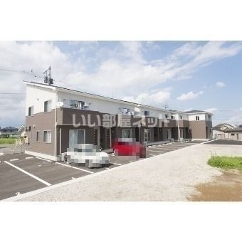 鶴田町メゾネットⅢの外観画像