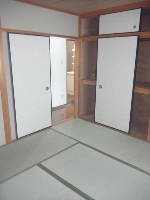 ベッドルーム