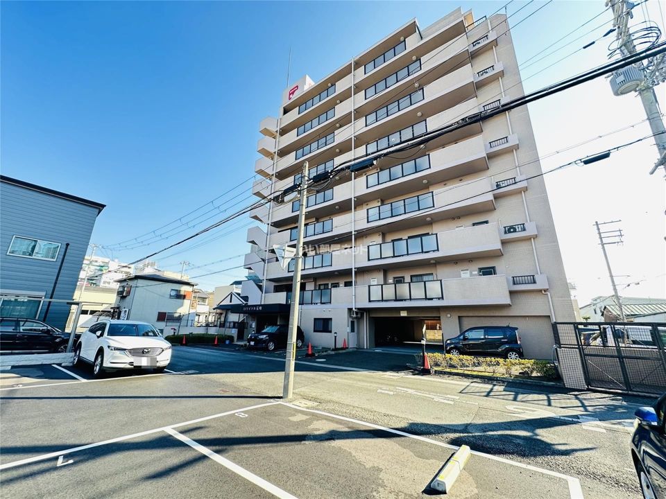 ロワイヤル元町の外観画像